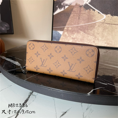 LV  Clémence Wallet Monogram Reverse Canvas M82336