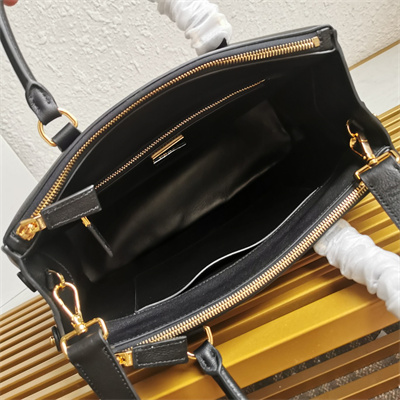 Prada Large Galleria  leather bag Black Color 1BA274