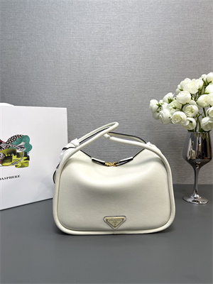 Prada Darling leather handbag White Color 1BA451