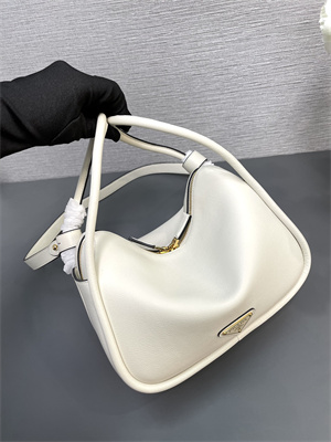 Prada Darling leather handbag White Color 1BA451