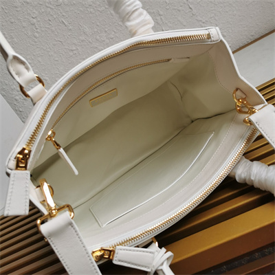 Prada Medium Galleria  leather bag White Color 1BA863