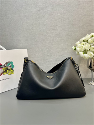 Prada Aimée large leather shoulder bag Black Color 1BC228