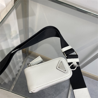 Prada Triangle leather shoulder bag White Color 1BH190