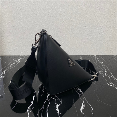 Prada Triangle leather shoulder bag Black Color 2VH155