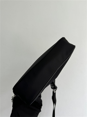 Prada Re-Edition 2005 Re-Nylon bag Black 1BH204