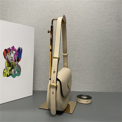 Prada Arqué leather shoulder bag with flap1BD365