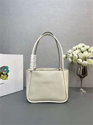 Prada Leather mini tote bag White 1BG539