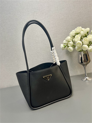 Prada Leather mini tote bag Black 1BG539