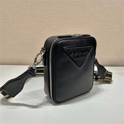 Prada Saffiano Leather shoulder bag In Black 2VH154