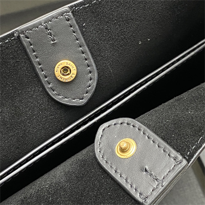 Y.S.L Liane Calfskin Leather Chain Shoulder Bag Black