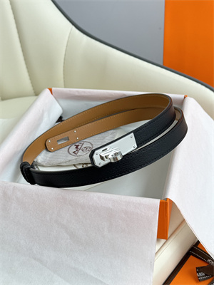 Hermes Kelly 18 Belt Epsom Leather Silver Hardware Black