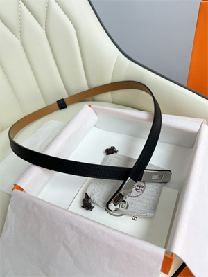 Hermes Kelly 18 Belt Epsom Leather Silver Hardware Black