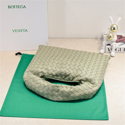 BV Small Hop Shoulder Bag In Calfskin