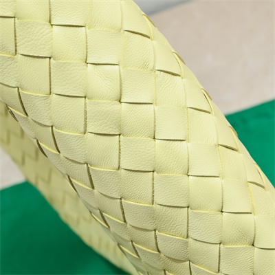 BV Small Hop Shoulder Bag In Calfskin