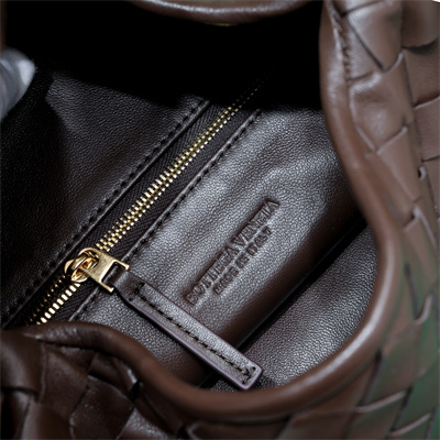 BV Small Hop Shoulder Bag In Calfskin