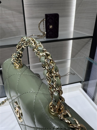 Cha.nel Flap Phone Holder with Chain Shiny Lambskin & Gold-Tone Metal Green AP4167