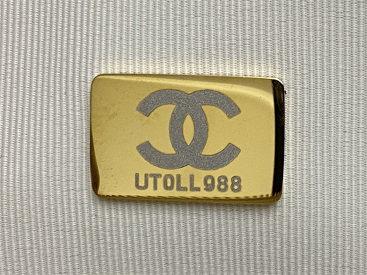 Cha.nel Small Tote Shiny Lambskin & Gold-Tone Metal White AS5130