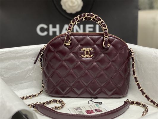 Cha.nel Small Tote Shiny Lambskin & Gold-Tone Metal Burgundy AS5130