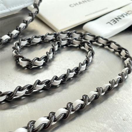 Cha.nel Trendy CC Wallet On Chain So Black In White Lambskin A80982