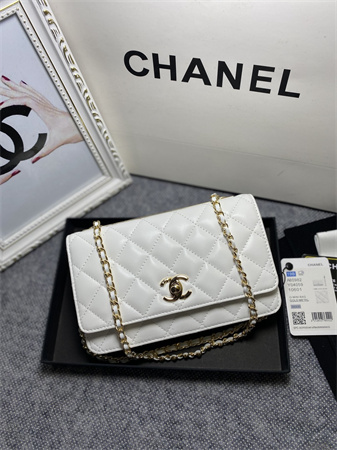 Cha.nel Trendy CC Wallet On Chain Lambskin Gold Tone Metal In White A80982