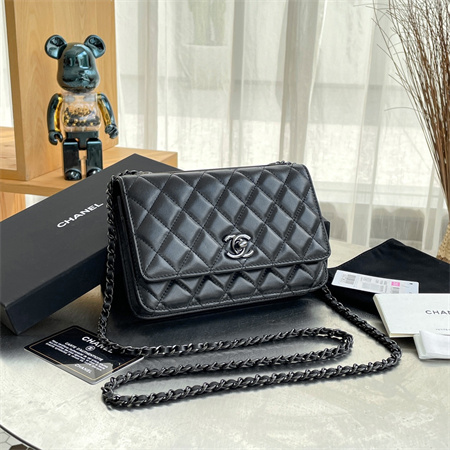 Cha.nel Trendy CC Wallet On Chain So Black In Black Lambskin A80982