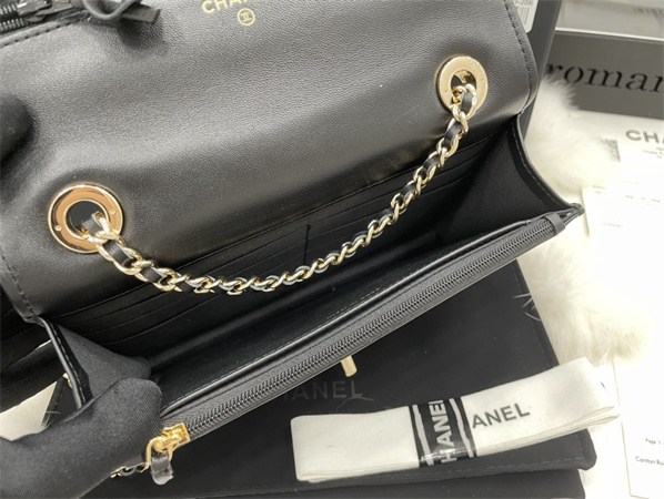 Cha.nel Trendy CC Wallet On Chain Lambskin Gold Tone Metal In Black A80982