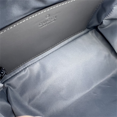 Gu.cci Gucci GG Matelassé Beauty Case in Grey Leather 726047