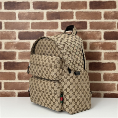 Gu.cci Medium backpack with Gucci logo 800265