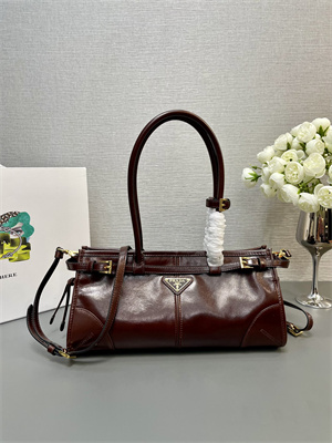 Prada Medium leather handbag 1BA426
