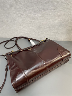 Prada Large leather handbag Burgundy 1BA439
