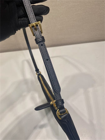 Prada Re-Nylon pouch Black 1NE545