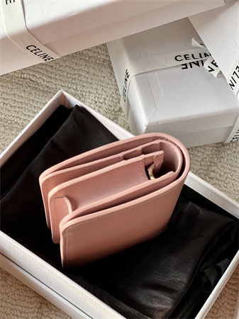 Celine TRIOMPHE COMPACT WALLET in Shiny calfskin Pink