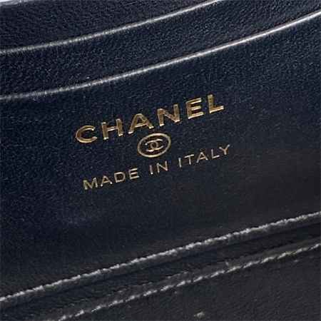 Chanel Trendy CC Vanity Case Lambskin Gold Tone Metal Black AP1472