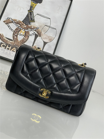 Chanel Vintage Flap Bag Lambskin Gold Tone Metal Black A2221