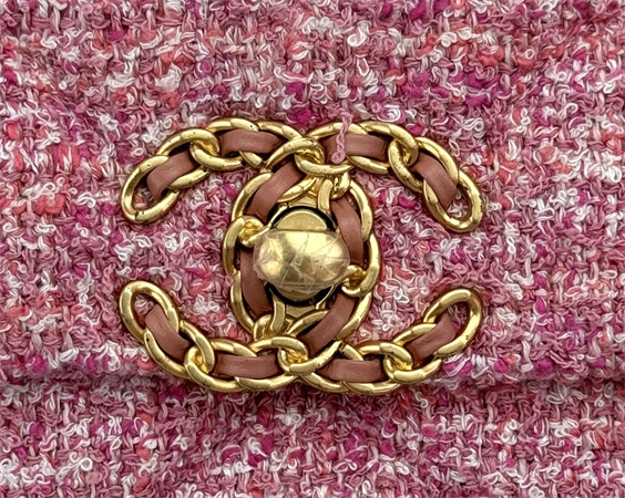 Chanel 19 Bag Tweed Gold Tone Pink AS1160