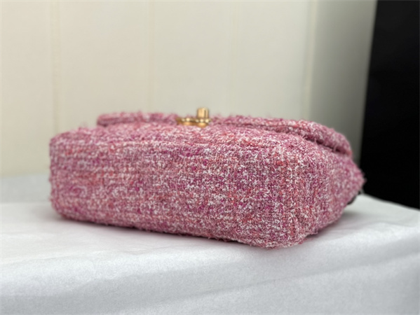 Chanel 19 Bag Tweed Gold Tone Pink AS1160