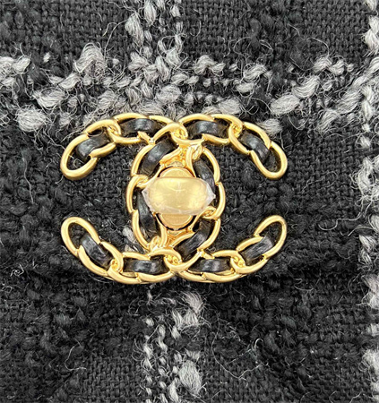 Large Chanel 19 Bag Tweed Gold Tone Black/Grey AS1161