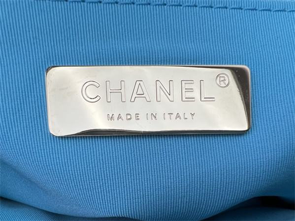 Large Chanel 19 Bag Tweed Gold Tone Blue AS1161