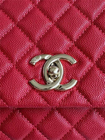 Chanel Large Coco Handle Bag Grained Calfskin Lt Gold Metal Red A92991