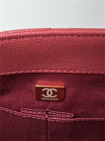 Chanel Large Coco Handle Bag Grained Calfskin Lt Gold Metal Burgundy A92991