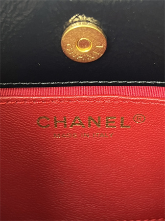 Chanel Small Hobo Handbag Shiny Crumpled Calfskin Gold Tone Metal Black AS4323