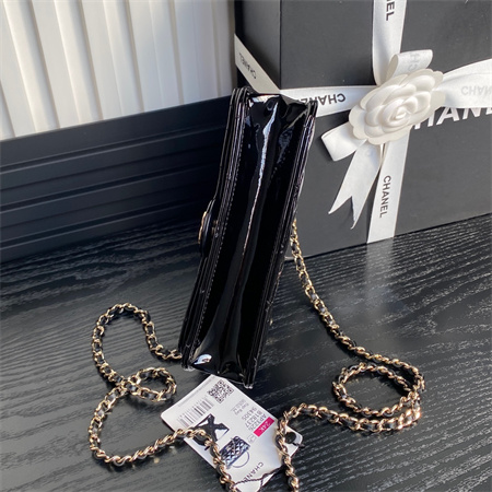 Chanel FLAP PHONE HOLDER WITH CHAIN Patent Calfskin Gold-Tone Metal Black AP3226
