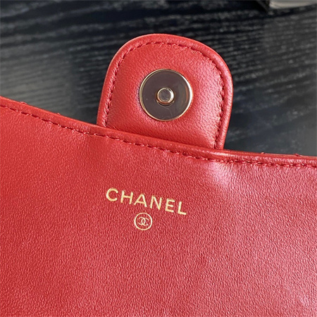 Chanel FLAP PHONE HOLDER WITH CHAIN Patent Calfskin Gold-Tone Metal Red AP3226