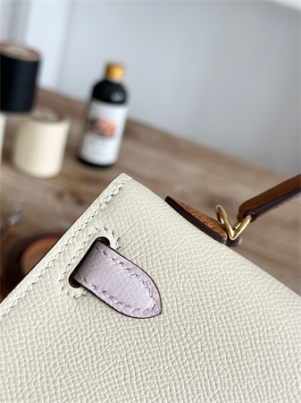 Hermes Kelly Mini II Bag Epsom Leather Craie/Mauve Pale/Gold  HS