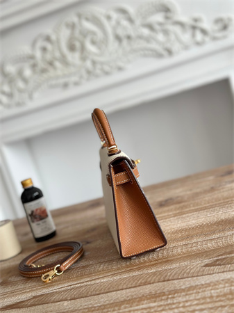 Hermes Kelly Mini II Bag Epsom Leather Craie/Gold HS