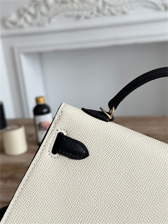 Hermes Kelly Mini II Bag Epsom Leather Craie/Black HS