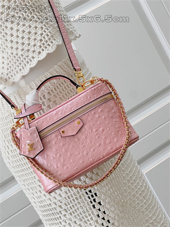 L.V Vanity Chain Pouch Ostrich leather Pink N85820