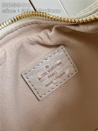 L.V Loop Handbag Ostrich leather White N85900