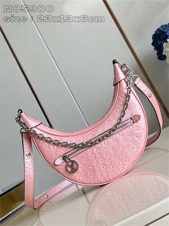 L.V Loop Handbag Ostrich leather Pink N85900