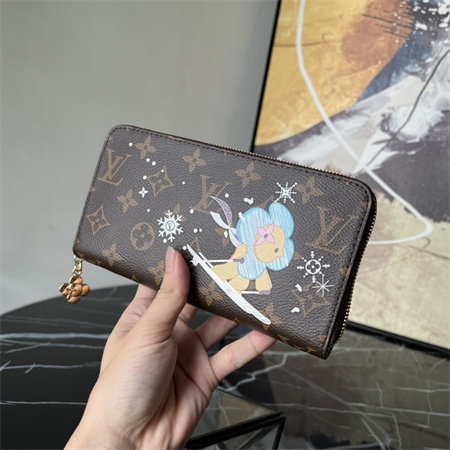 L.V  Zippy Wallet Vivienne Holidays Monogram Canvas M12223